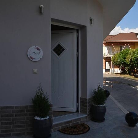 Marieli Apartment Perama  Екстер'єр фото