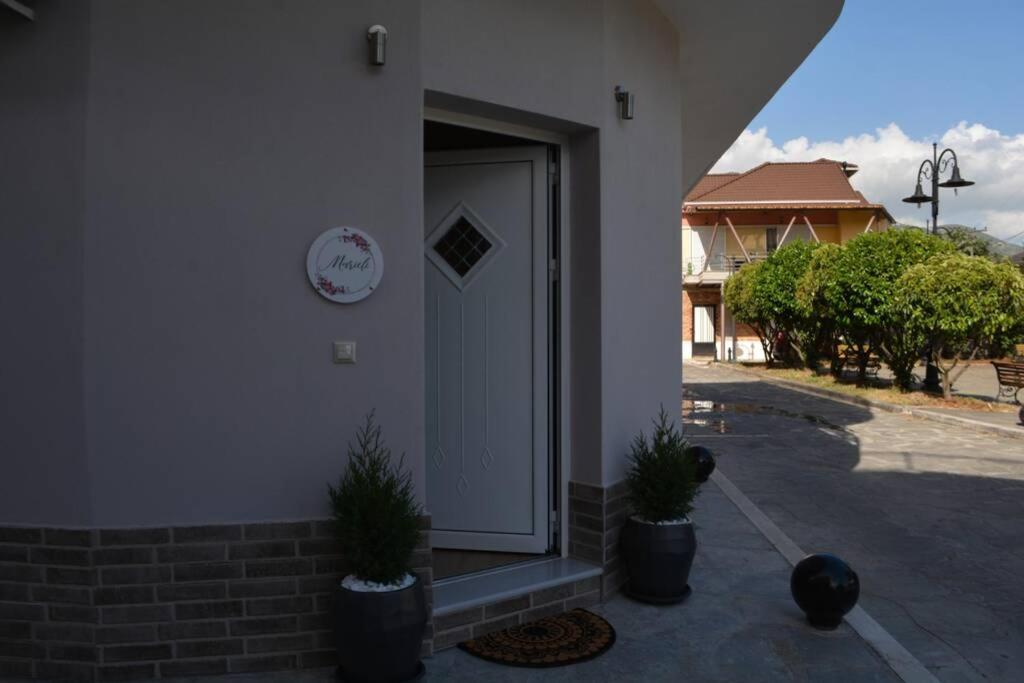 Marieli Apartment Perama  Екстер'єр фото